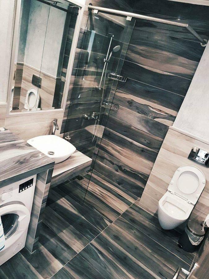 Luxury Near To The Apartment